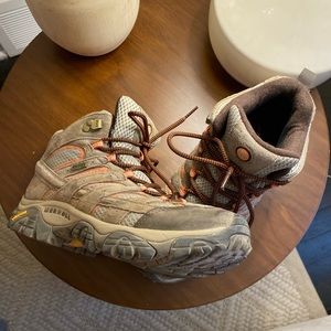 Merrell Moab 2 mid waterproof hiking boots (9.5)